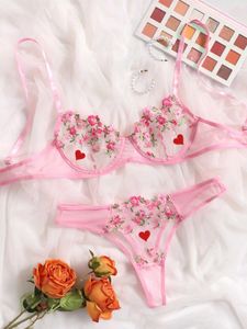 Ensemble Sexy pour femmes, Lingerie brodée florale, sous-vêtements en dentelle transparente, Kits de soins de la peau courts, fée délicate