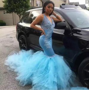 Sexy Sky Blue Mermaid V-hals Prom Dresses Sheer Applique Plus Size Zwart Meisje Afrikaanse Formele Partij Avondjurken Gastjurk Robe De Soiree