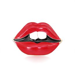 Sexy Smile Red Lip Broche Pin Business Suit Tops Formal Dress Corsage Broches For Women Gift Fashion Sieraden