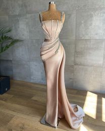 Robes de bal sexy à bretelles spaghetti de luxe en cristal perlé sans manches robe de soirée formelle élégante robe de soirée en satin froncé robe de mariée