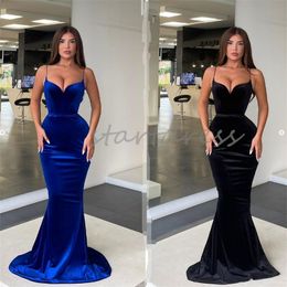 Robe de bal sexy à bretelles spaghetti, grande taille, robe de soirée sirène en satin de soie, simple, rose vif, noir, bleu royal, robe formelle élégante, robes de fête d'anniversaire, 2024