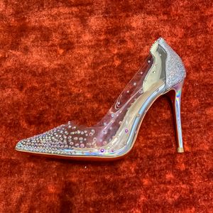 Talons aiguilles sexy Chaussures pour femmes transparentes à pointe de diamant argenté Chaussures en verre de haute qualité en cuir de haute qualité Chaussures de fête de mariage sexy Tailles 35-42 + boîte