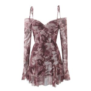 Robe Sexy en maille teinte par nouage pour femmes, Style fille, épaules dénudées, Slim, jupe courte trapèze, automne et hiver