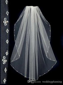 Velos de novia cortos con cuentas de 2018 con el velo de encaje de novia de una capa de Pinterest con cuentas populares blancos baratos