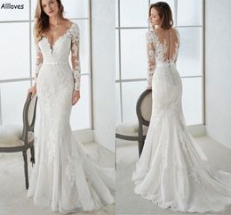 Abiti da sposa sexy con scollo a V in pizzo con applicazioni a sirena a tromba maniche lunghe Plus Size Donna Boho Abiti da sposa da giardino Illustion Bottoni posteriori Robes de Mariee CL2762