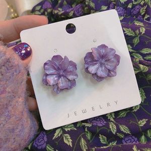 Pendientes de flores moradas para Mujer, accesorios para fiesta y Club, pendientes de tuerca, joyería de Moda, pendientes de perlas coreanas, Moda para Mujer