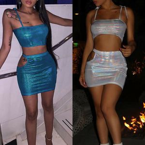 Femmes sexy 2 pièces sets boucles crop top bodyconcon Camisole High Waist mini jupe sets dames creux des costumes de club de club de rivages