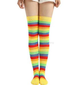 sexy femmes arc-en-rayure chaussettes Filles Long Tube genou Chaussettes Hautes Chaussettes Festive cosplay Articles De Fête Chaussette De Noël bas