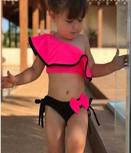 Sfit Summer Baby Girls Bikini Set Two Pieces Swimsuit Family Matching Mother Swimwear Beach Ruch Bow Costume Bathing Suite New5369244