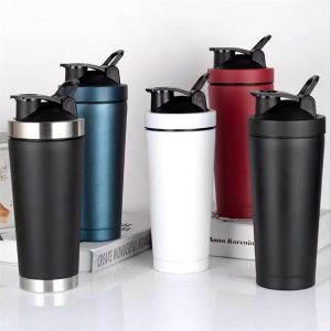 Shake Cup 750ml Botella aislada al vacío 304 Acero inoxidable Deportes Termo Proteína Leche Coctelera Taza con tapa 0519