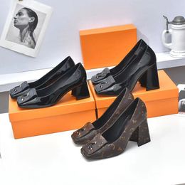 Shake Pump Designer Femmes Sandales Sandale en cuir authentique talons grossiers