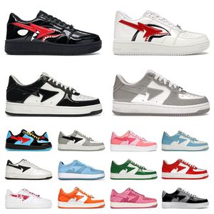 2024 Nieuwe Collectie Shark Zwarte Designer Schoenen Voor Mannen Vrouwen Bapestass Grijs Zwart Camo Combo Bapeitys Sta Roze Oranje Groen Tokyo Sneakers Bapestaly Heren Schoenen Trainers