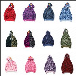 Sudadera con capucha de tiburón Sudaderas con capucha de diseñador Hombres Mujeres Chaqueta Sweetwear Patrón de boca de tiburón Sudadera con capucha Estampado de camuflaje Sudaderas para hombre 33 colores Ropa para mujer Tamaño asiático S-5XL