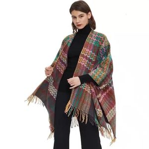 Châles Automne Hiver Capes National Tricoté Manteau Femmes Cardigan Gland Style Coréen Garder Au Chaud Châle Col En V Ponchos T115 231012