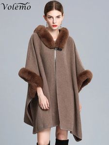 Châles À capuche Châle Femmes Hiver Col De Fourrure Lâche Chaud Épais Long Lapin Ponchos Et Capes Dames Cardigan Batwing Cape Manteau 231012