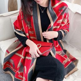 SHAWLS Women Cashmere Scarf Warm Winter Foulard Wraps For Ladies Luxury Chain Print Bandana Scarves 2021 Fashion1286c