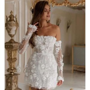 SHEEDE Wedding Korte kant Mini -jurken D Bloemappliques Romantische bruidsjurk Strapless Corset Beach Boho Bruid Jurk Spring Summer Modern Robe de Mariee Ress