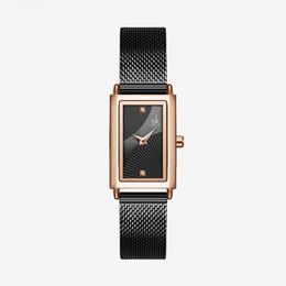 SHENGKE Montre-bracelet à quartz de style simple en acier inoxydable Bracelet de montre en argent doré 001 Montres de haute qualité en acier inoxydable Fermoir caché224D