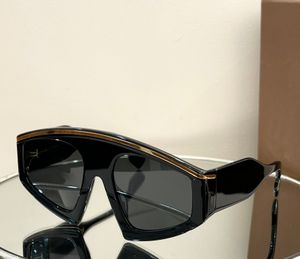 Schildmasker zonnebril zwart goud donkergrijze lens heren dames luxe glazen tinten ontwerper UV400 brillen