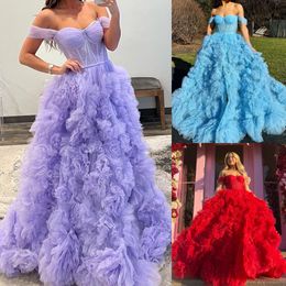 Shimmer gegolfde tule prom jurk 2k23 Corset Bodice Pageant Ball Jurk High Slit Formele avond Event Party Runway Gala Quince Lichtblauw Rode Rode Periwinkle Pink Lilac