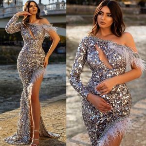 Shining kralen zeemeermin lovertjes avondjurken een schouder lange mouwen zijkant split prom jurken veer sweep trein plus size formele dr 255V