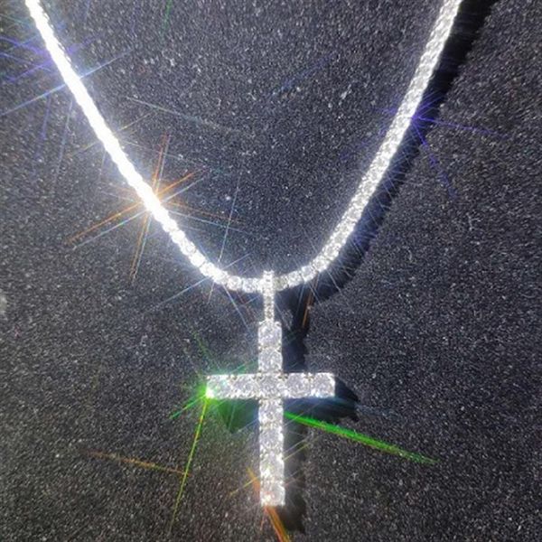 Collier pendentif croix en pierre de diamant brillant, bijoux plaqué platine pour hommes et femmes, cadeau d'amoureux, bijoux religieux pour Couple, 2210