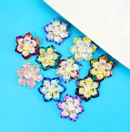 Shining Glass Rhinestone Crystal Flower Broches Voor Vrouwen 8-kleuren Beauty Office Party Broche Pin Nieuwe Jaar Geschenken