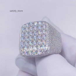 Shining Jewelly Iced Out Instock 925 Sterling Silver 14K Gold Poled Iced Out Sieraden VVS1 Moissanite Pinky Rings