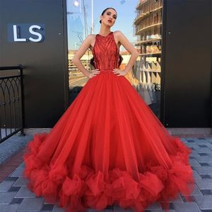 Brillant rouge perlé robe de bal Quinceanera robes bijou décolleté robes de bal ébouriffé longueur de plancher Tulle doux 16 robe