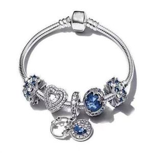 Bracelet brillant de la rivière Star Feme Feme Famille Blue Dream Catching Bracelet Bracelet Fashionable Gift For Girlfriend Birthday Gift AB163
