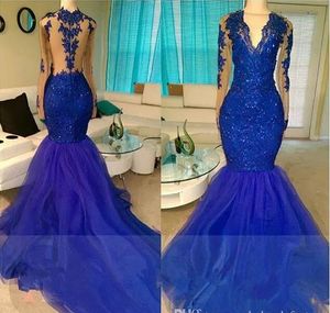 Shinny Royal Blue Mermaid Prom Dresses V-hals Sexy Illusion Lange Mouwen Sheer Backless Appliced ​​Sequined Long Tulle Party Avondjurken