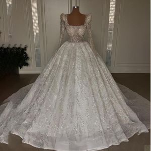 Robe De mariée brillante en dentelle, col rond, paillettes, perles, manches longues, traîne De balayage, sur mesure