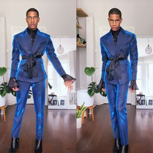 Brillant bleu hommes mariage Tuxedos 2 pièces à revers formel fête de bal personnalisé veste pantalon marié soirée défilé de mode porter