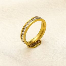 Bagues en cristal brillant de créateur pour femmes, plaqué or, taille différente, en option, grande bague, lettre moderne, bijoux de luxe, bagues pour femmes, décoration zb098