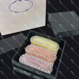 Pinzas para el cabello con letras de diamantes brillantes para niñas, horquillas acrílicas para mujeres, Clip lateral con diamantes de imitación, pasadores de cristal de alta calidad, regalo de cumpleaños con caja