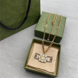 Colliers longs à pendentif en diamant brillant pour femmes, chaîne de pull à Double lettre, pendentifs en strass avec boîte cadeau 271G