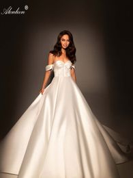 Robe de mariée en Satin brillant, tenue de bal, épaules dénudées, manches plissées en dentelle, buste, princesse, avec traîne Court