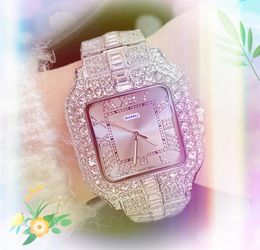 Glanzende sterrenhemel Automatische datum Men Kijkt luxe vierkante Romeinse tank wijzerplaat Kwarts Bewegingsklok Volledige diamanten ring Bezel Day Datum Iced Out President Bracelet Watch Gifts