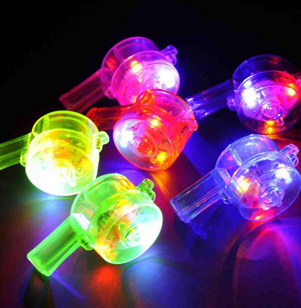 Expédier 50pcs lumière LED jusqu'à 632cm sifflet clignotant lueur sifflet de Sport avec sangle lanière collier pour fête Concert Disco Weddin9448466