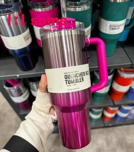 Schip uit de VS PINK Parade 40oz Quencher H2.0 Mokken Cups camping reizen Auto cup RVS Tumblers Cups met siliconen handvat Valentijnsdag geschenk 1:1 Hetzelfde logo GG1228