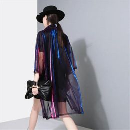Chemises holographiques colorées, chemise longue pour femmes, Harajuku, transparente, protection solaire, chemisiers élégants à la mode