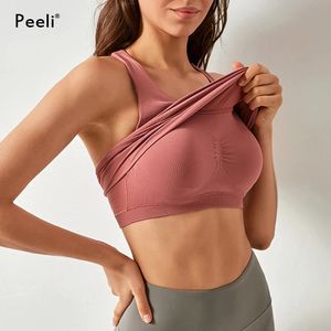 Chemises Tops de cultures de yoga rembourrés pour femmes chemises sportives de camisole avec le gymmètre de gymnase de soutien-gorge rembourré