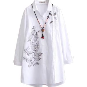 Chemises Hauts pour femmes grande taille Blusas blanc à manches longues chemisier printemps nouveau lâche mince Style coréen coton brodé chemises longues XL 4XL