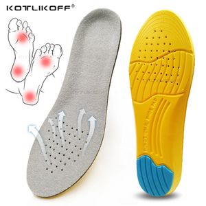 Schoeninzetstukken Pad Soft Sport Insoles Memory Foam Ademende buitenlopende siliconen gel kussen orthopedische insoles EU 35-47 Grootte 240329