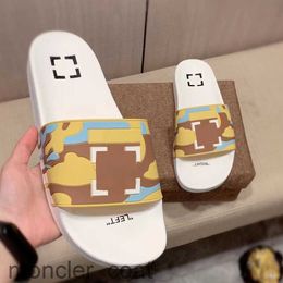 Shoe Off Tazz Slipper Designer Sandal Beach Sliders Man White Blanc Black Slip Flip Flops Chaussures Cuir Mule Mule Womans Red Summer Sandale Loafer Rubber Sole 927