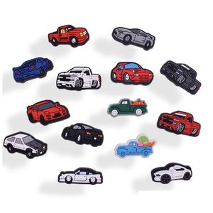 Pièces de chaussures Accessoires 100 Pcs Voiture Camion Charmes Décorations Voitures Bande Dessinée Pvc Sabot Jibitz Boucle Garçons Enfants Fête Cadeau Drop Del Série Au Hasard