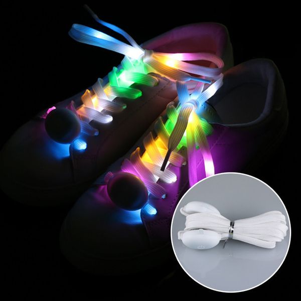 Pièces de chaussures Accessoires 1 paire de lacets de chaussures de Sport LED lacets lumineux lueur cordes de chaussures rondes Flash lumière lacets piles 230508