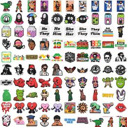 Pièces de chaussures Accessoires 2022 Nouveau Bad Bunny Red Dog Shrek Johnny Depp Pvc Rubber Charm Drop Delivery Otadp