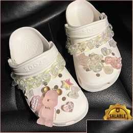 Accessoires de pièces de chaussures 3D Pink Bear Clog Charms Designer DIY DÉCARATION DES CHAPOS ANIMAUX mignons pour jibs slogs Kid
