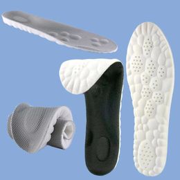 Pièces de chaussures Accessoires Chaussures de massage 4D Semelles intérieures de sport souples à haute élasticité pour hommes Support de la voûte plantaire Inserts orthopédiques en cours d'exécution 231031